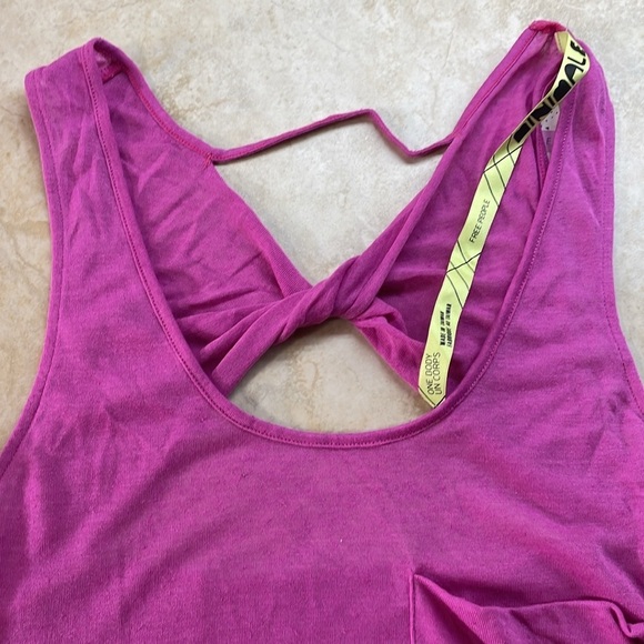 Free People Minimale Magenta Draped Pocket Twisted Racerback Tank Top Size XS-S - Picture 6 of 10